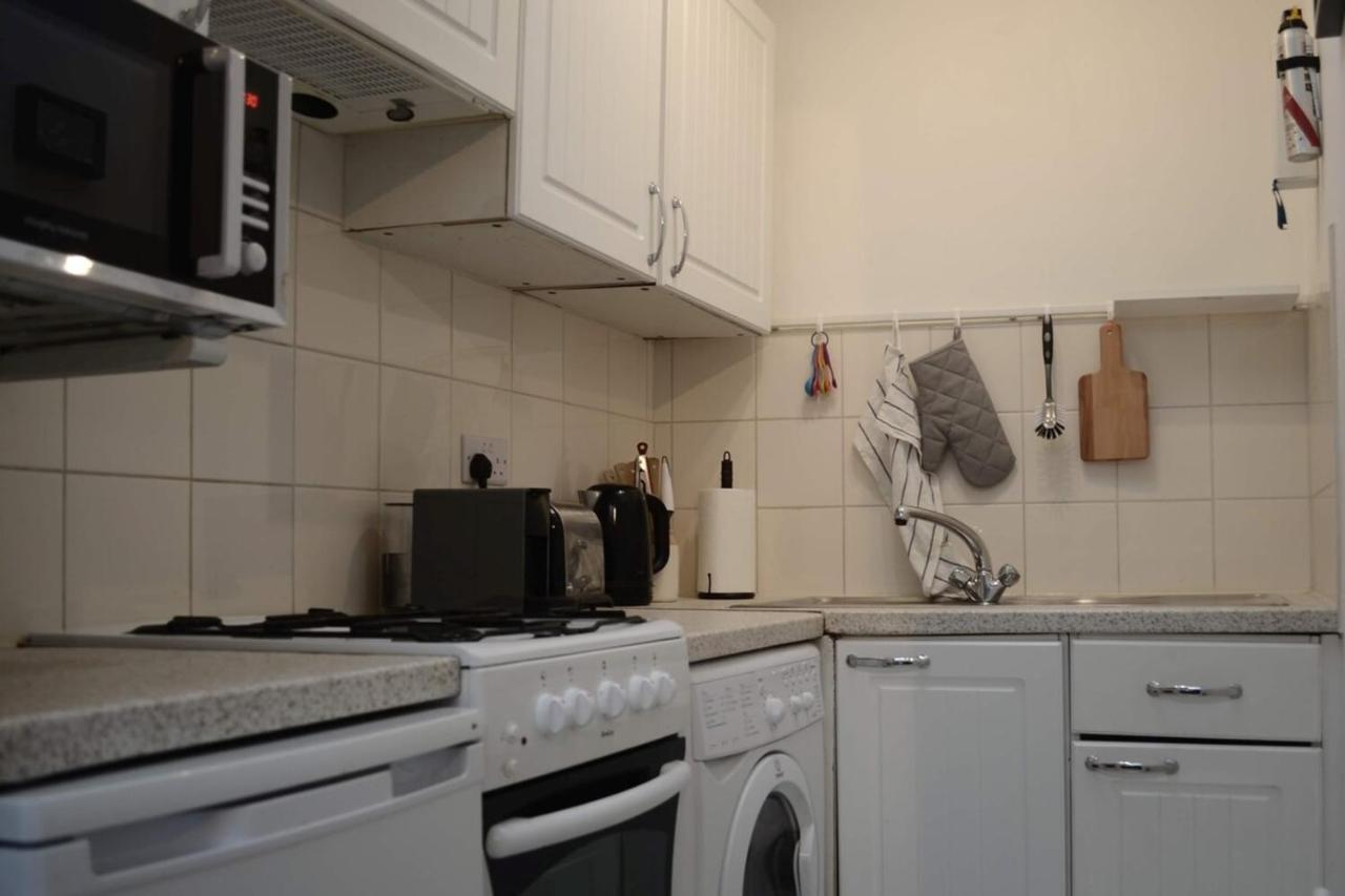 Apartment Charming 2 Bedroom In Location